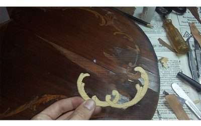 Restauração de Mesa Marchetaria: Um Quebra-Cabeça do Tempo