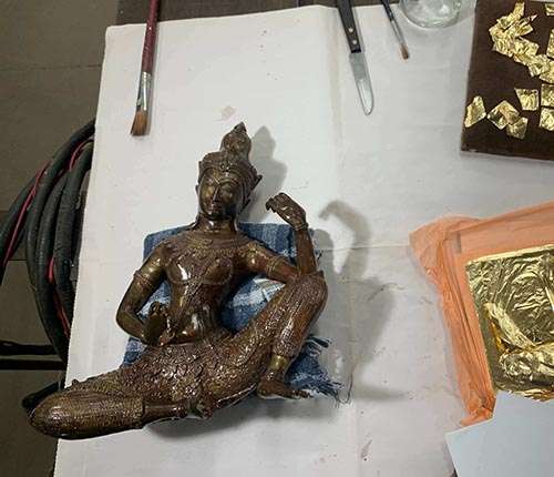 restauro de esculturas pronta para receber a folha de ouro