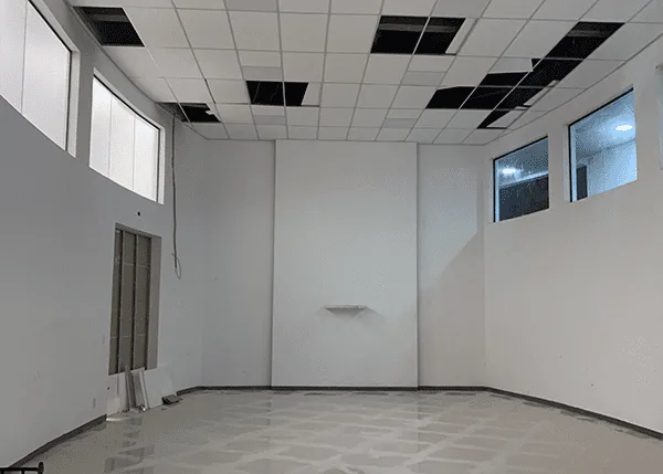 parede da capela antes de ser pintada